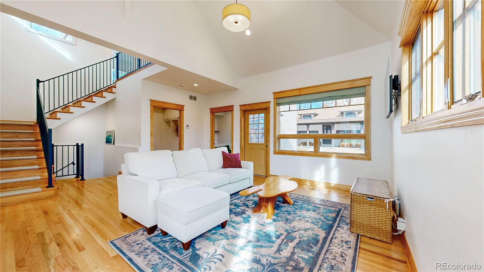 4041 W Hayward Place