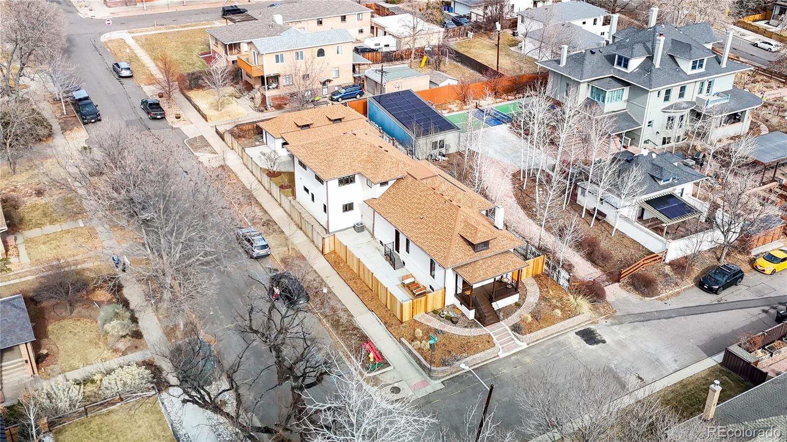 4041 W Hayward Place