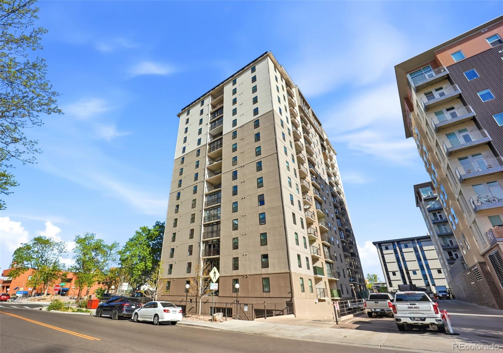 2 Adams Street Unit: 603