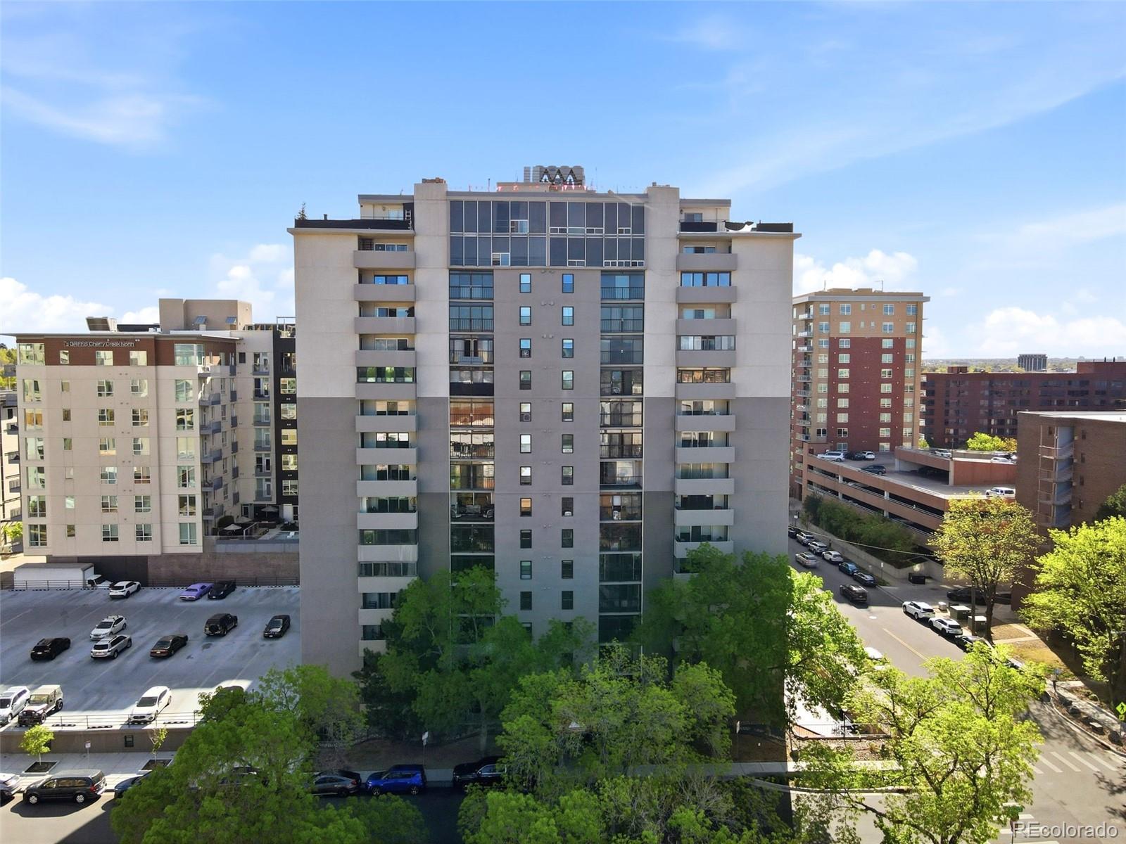 2 Adams Street Unit: 603