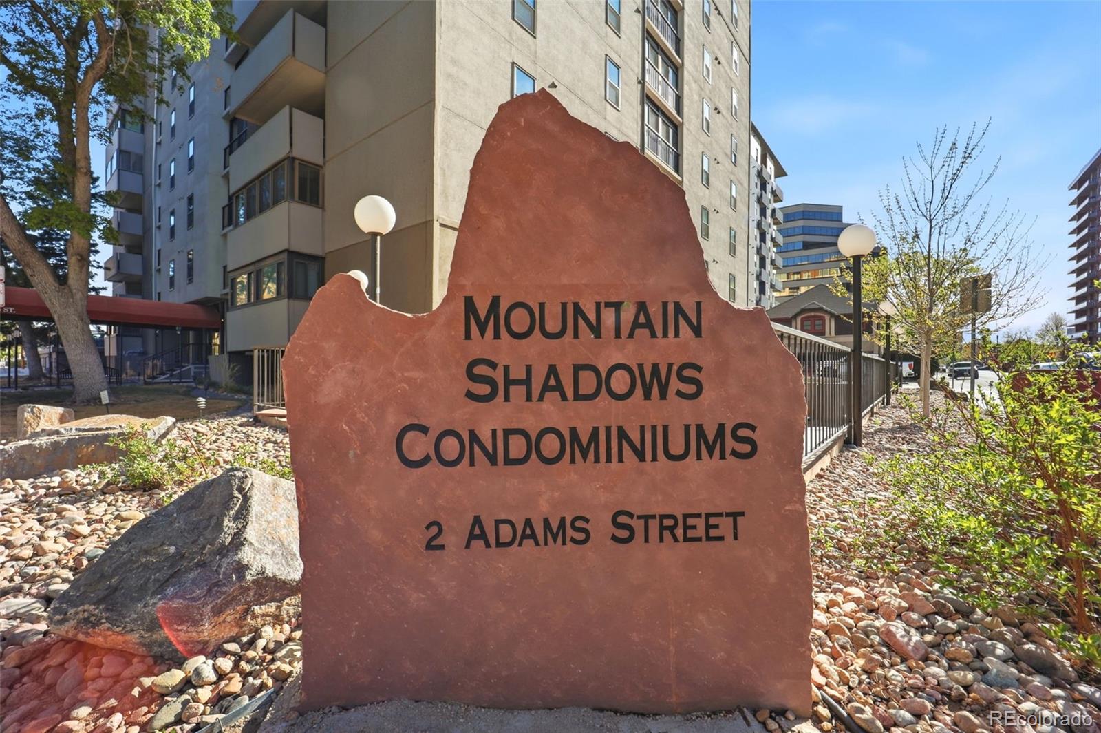 2 Adams Street Unit: 603
