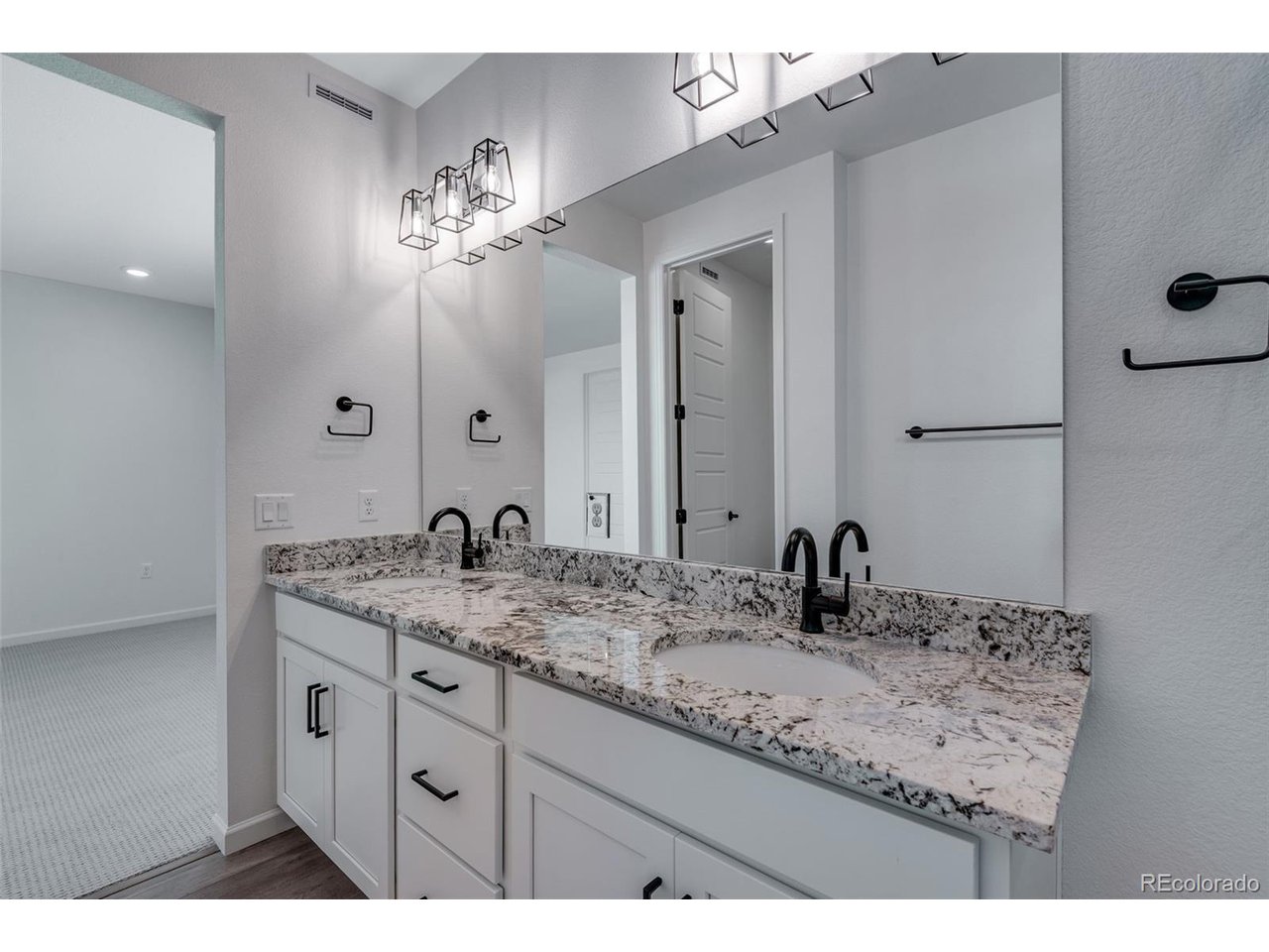 16772 W 93rd Pl Arvada