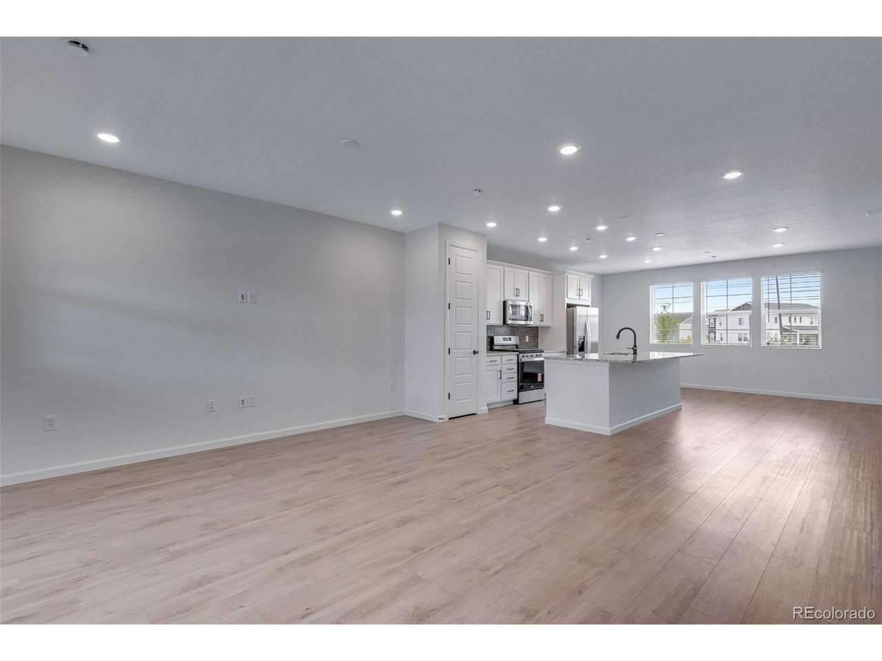 16772 W 93rd Pl Arvada