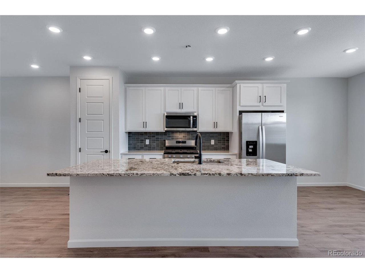 16772 W 93rd Pl Arvada