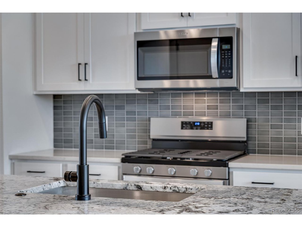 16772 W 93rd Pl Arvada