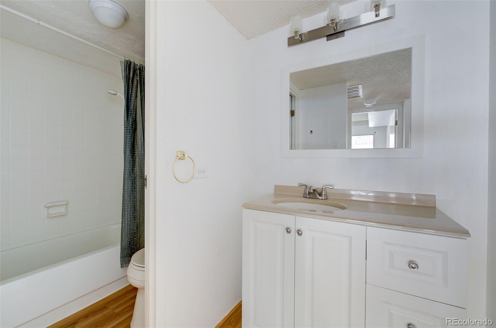 8060 E Girard Avenue Unit: 313
