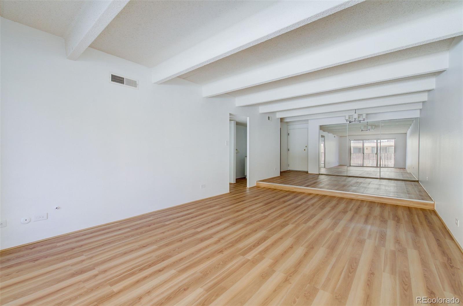 8060 E Girard Avenue Unit: 313