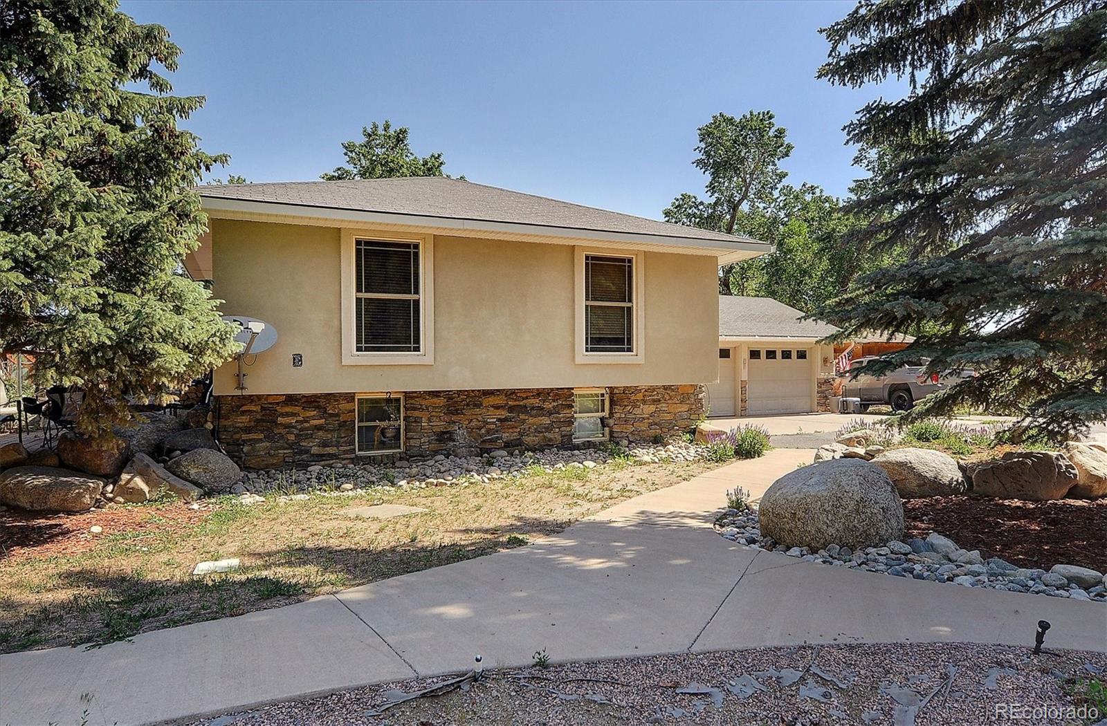 304 Pinyon Lane
