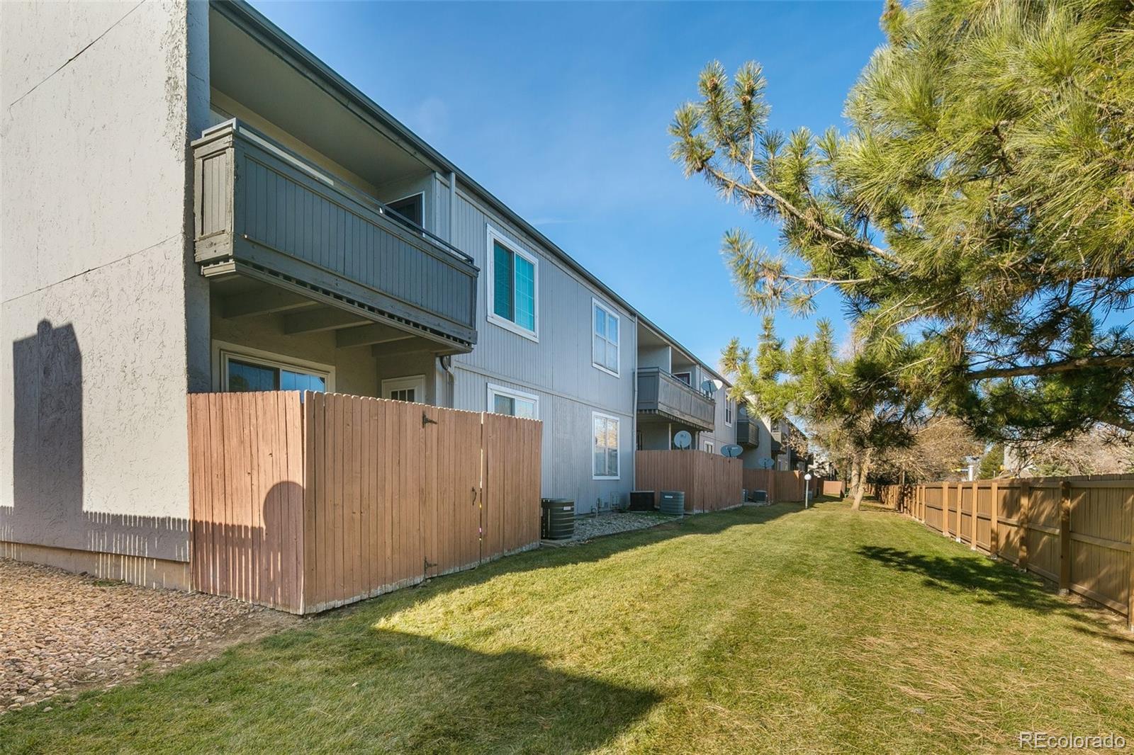 2301 E Fremont Avenue Unit: U15