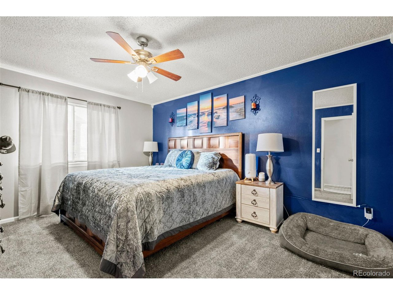 1837 W 102nd
