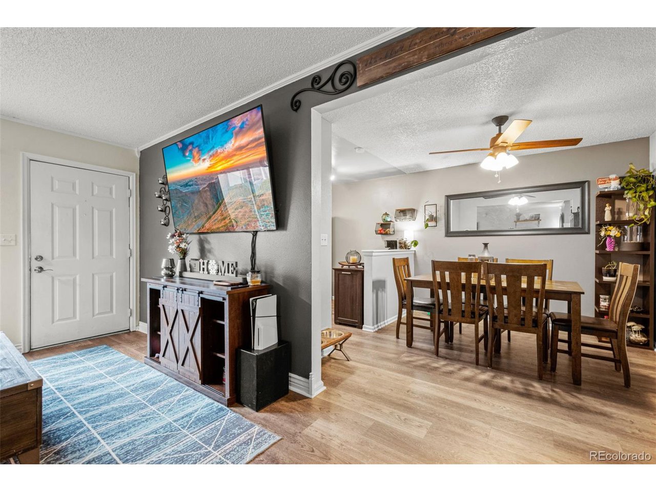 1837 W 102nd