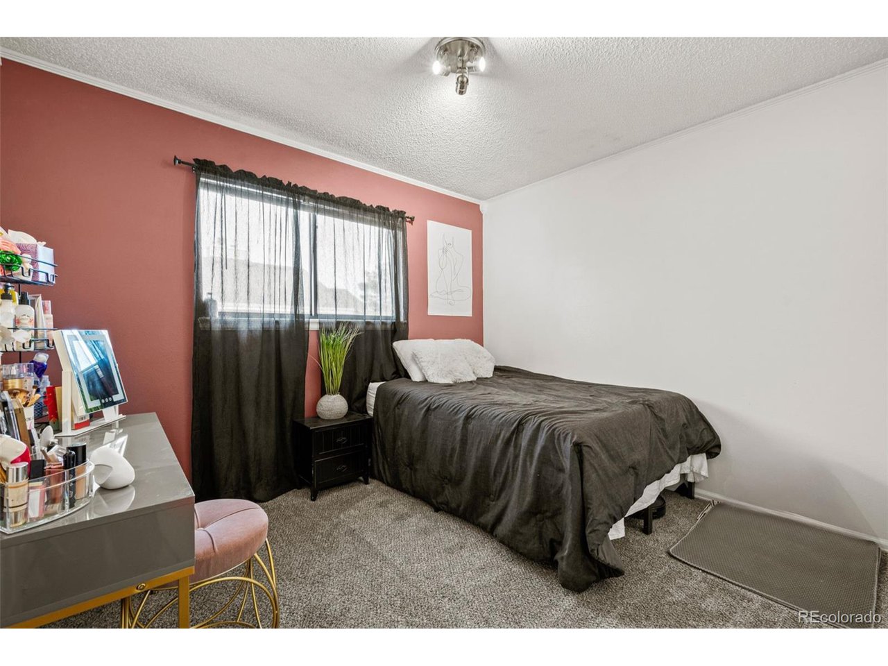 1837 W 102nd