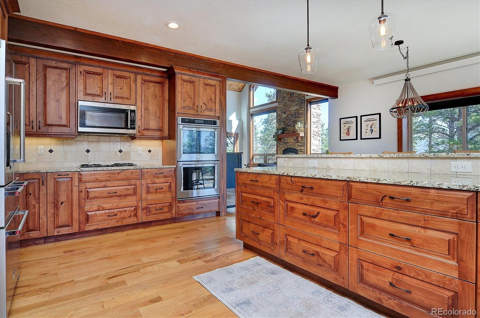 30220 Columbia Point