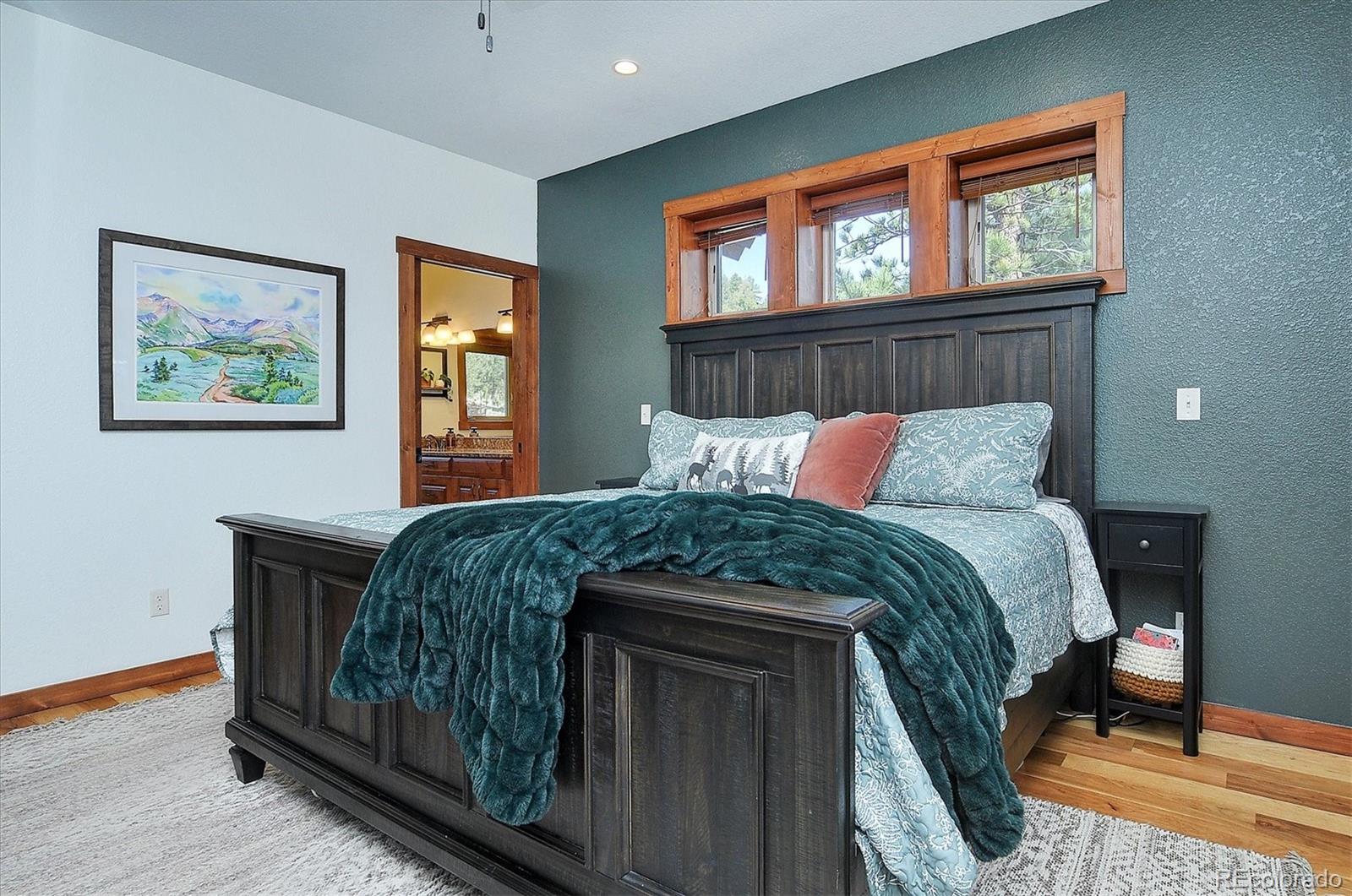 30220 Columbia Point