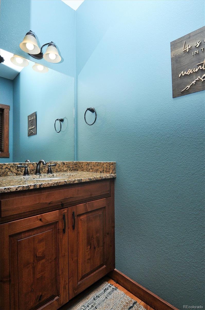 30220 Columbia Point