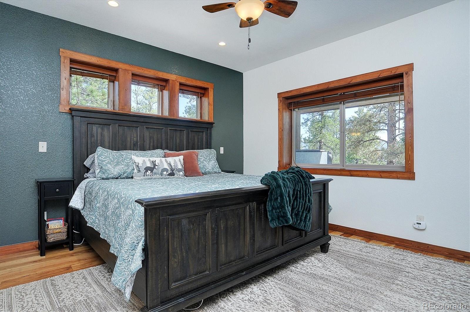 30220 Columbia Point