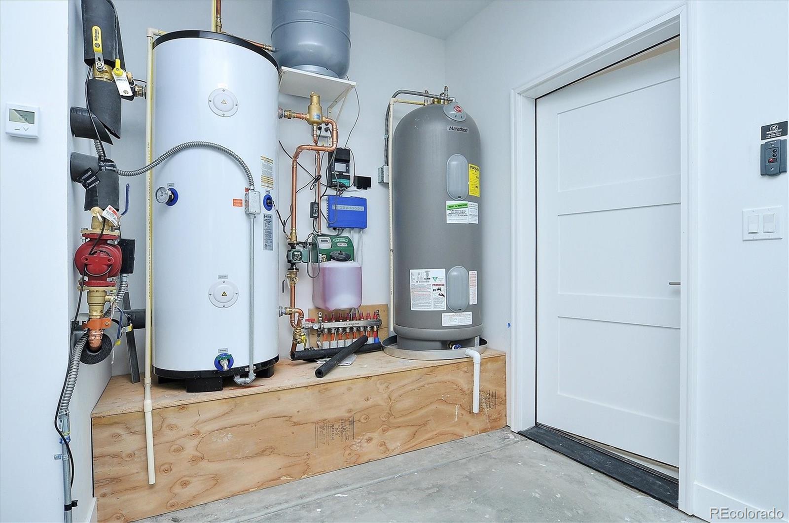 709 Marquette Avenue