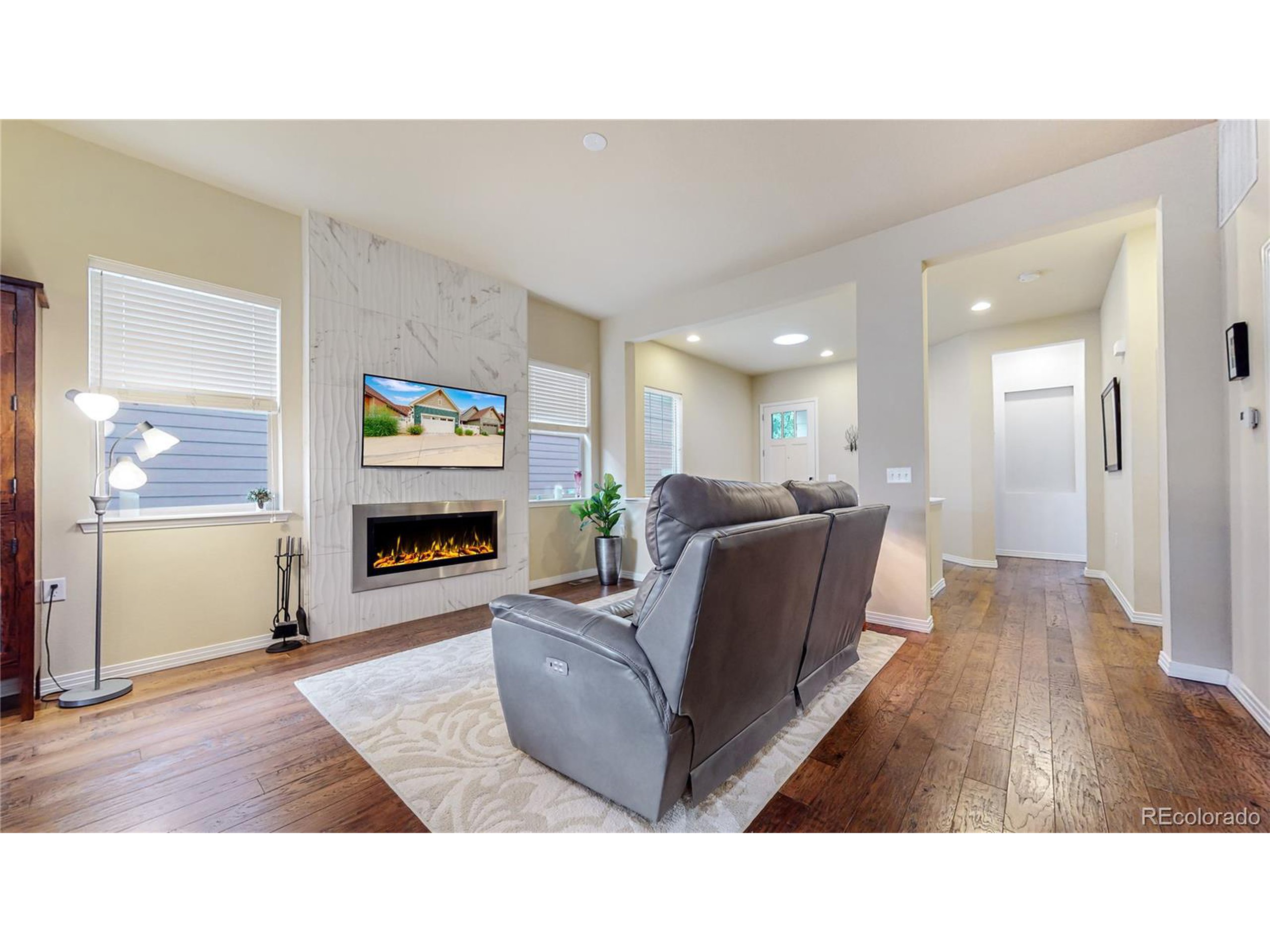 2248 W Hecla Dr