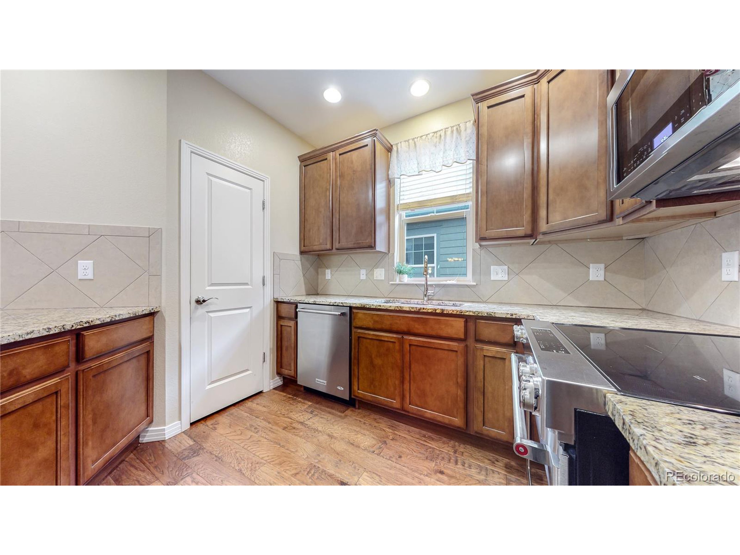 2248 W Hecla Dr