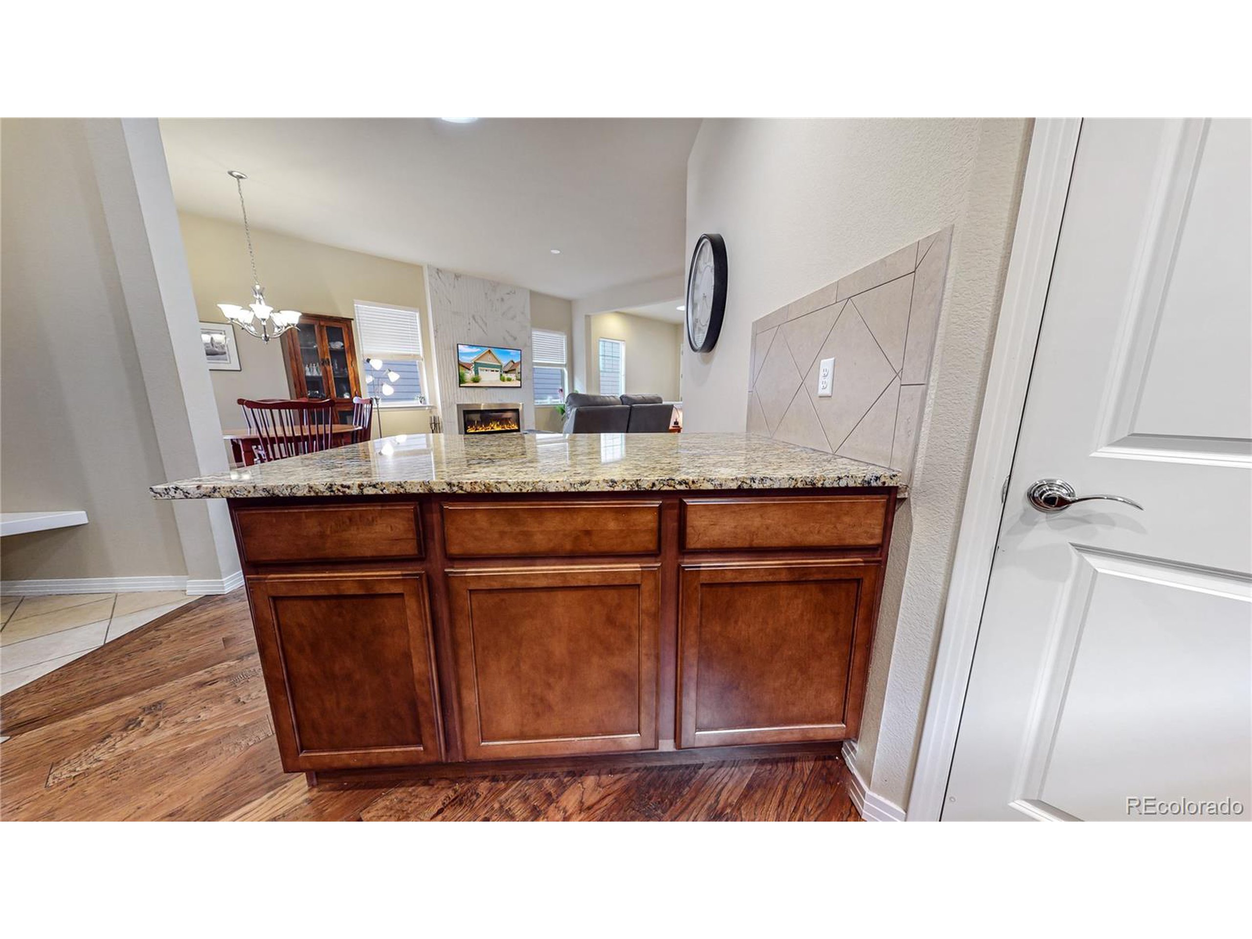 2248 W Hecla Dr