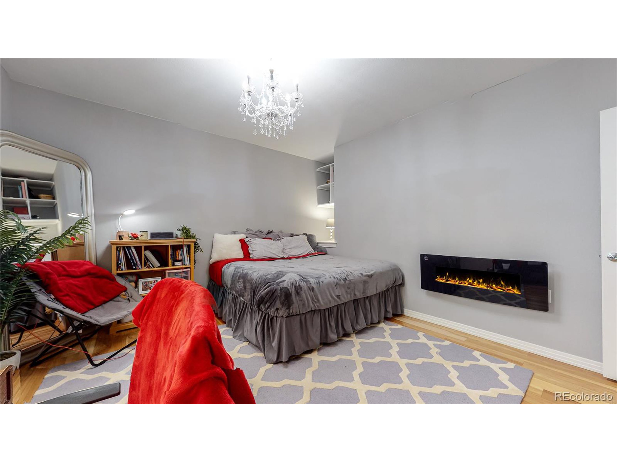 2248 W Hecla Dr