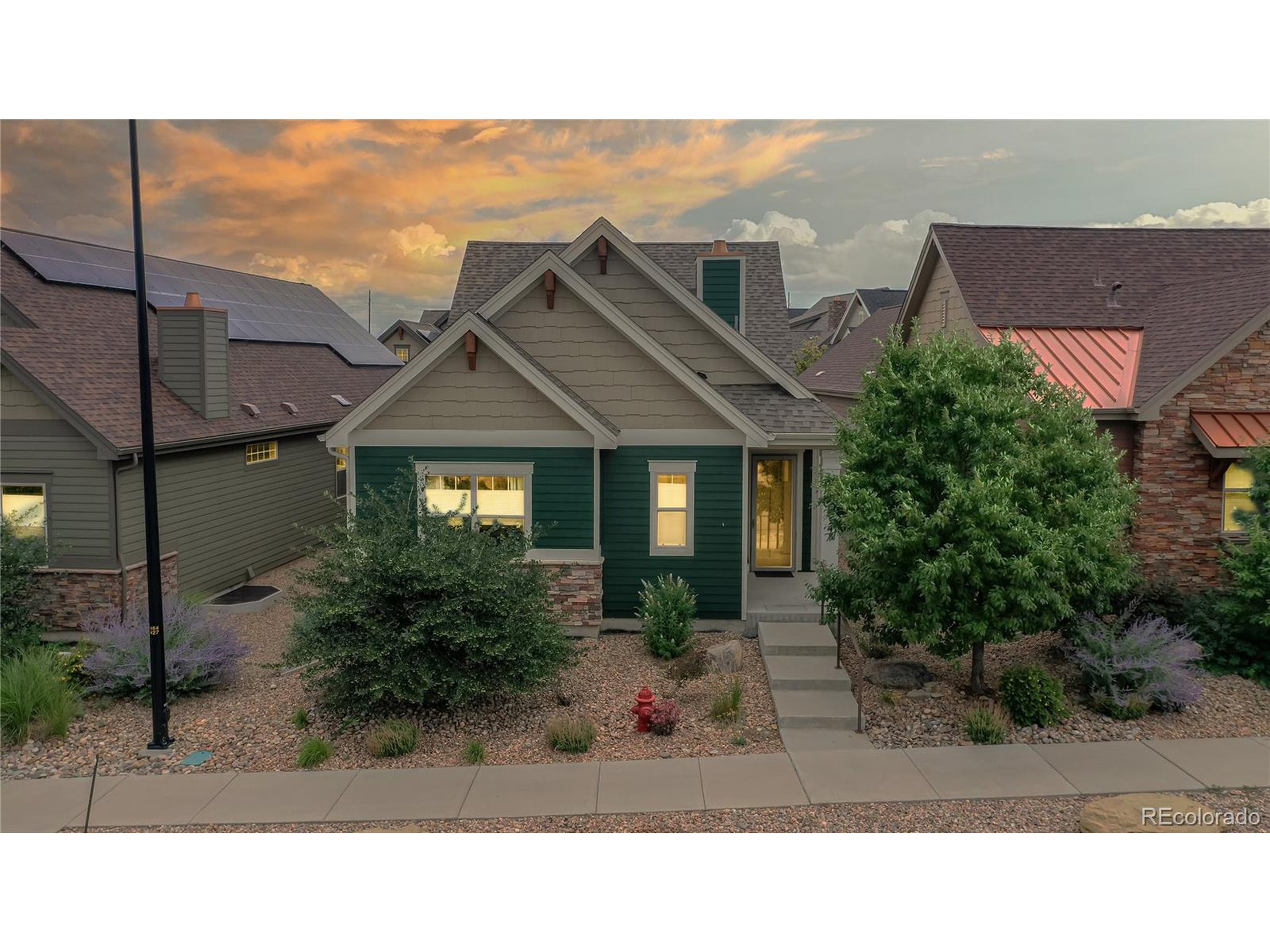 2248 W Hecla Dr