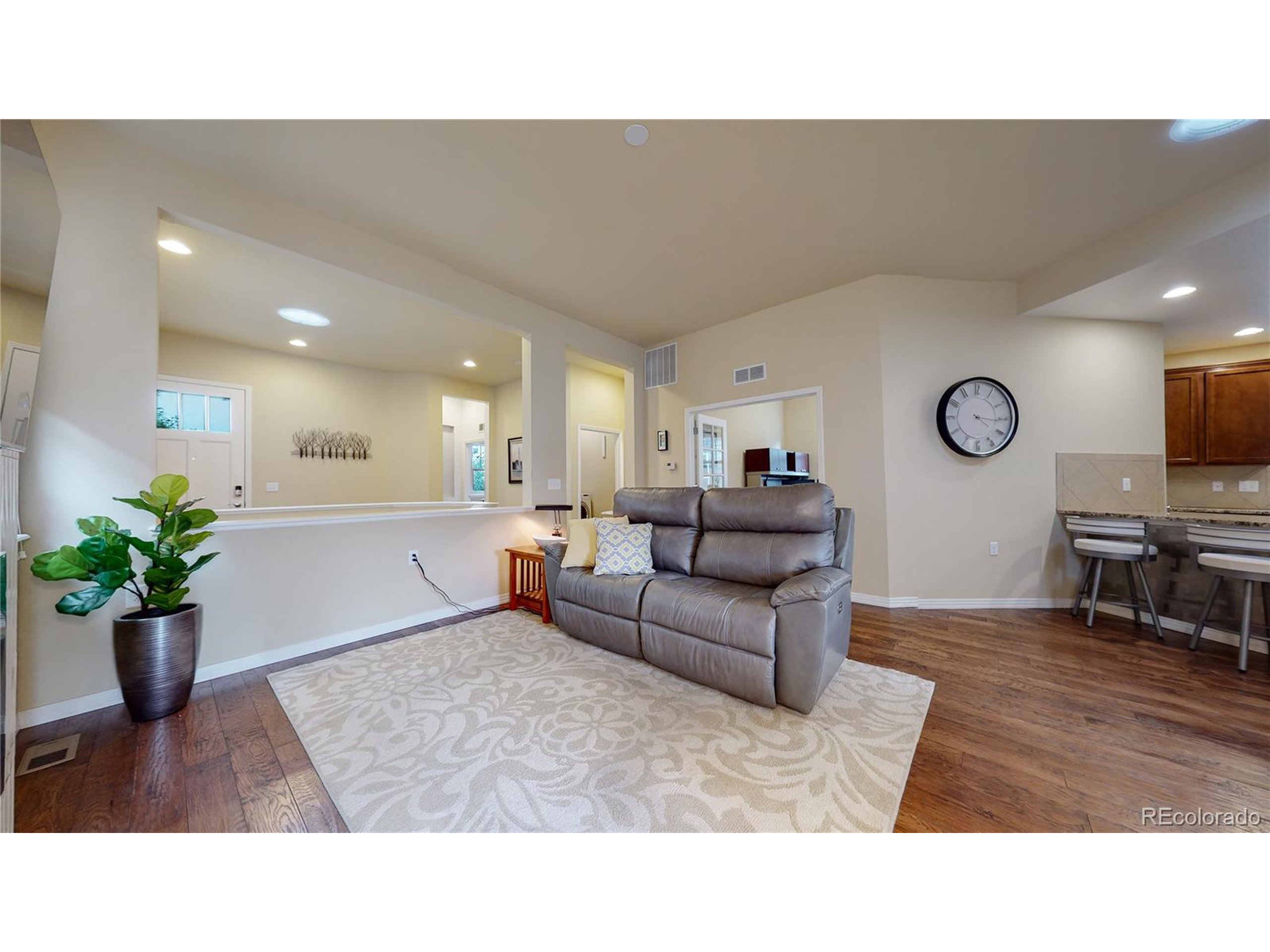2248 W Hecla Dr