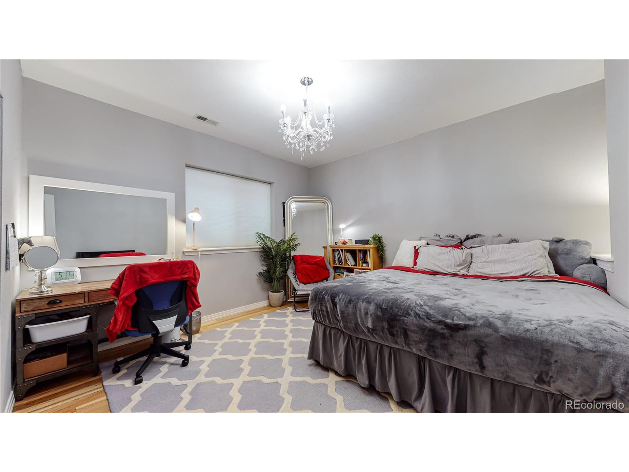 2248 W Hecla Dr