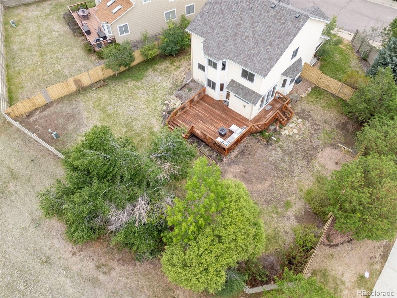 1604 E Weldona Way