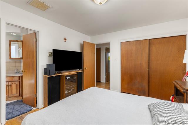 430 S Potomac Circle