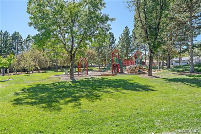 6334 W 68th Circle