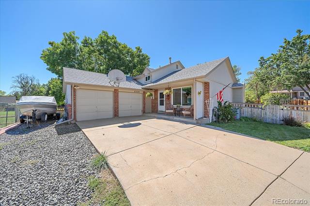 6334 W 68th Circle