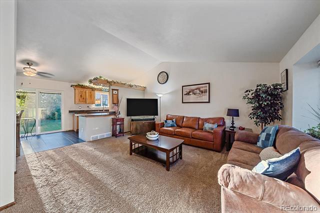 6334 W 68th Circle