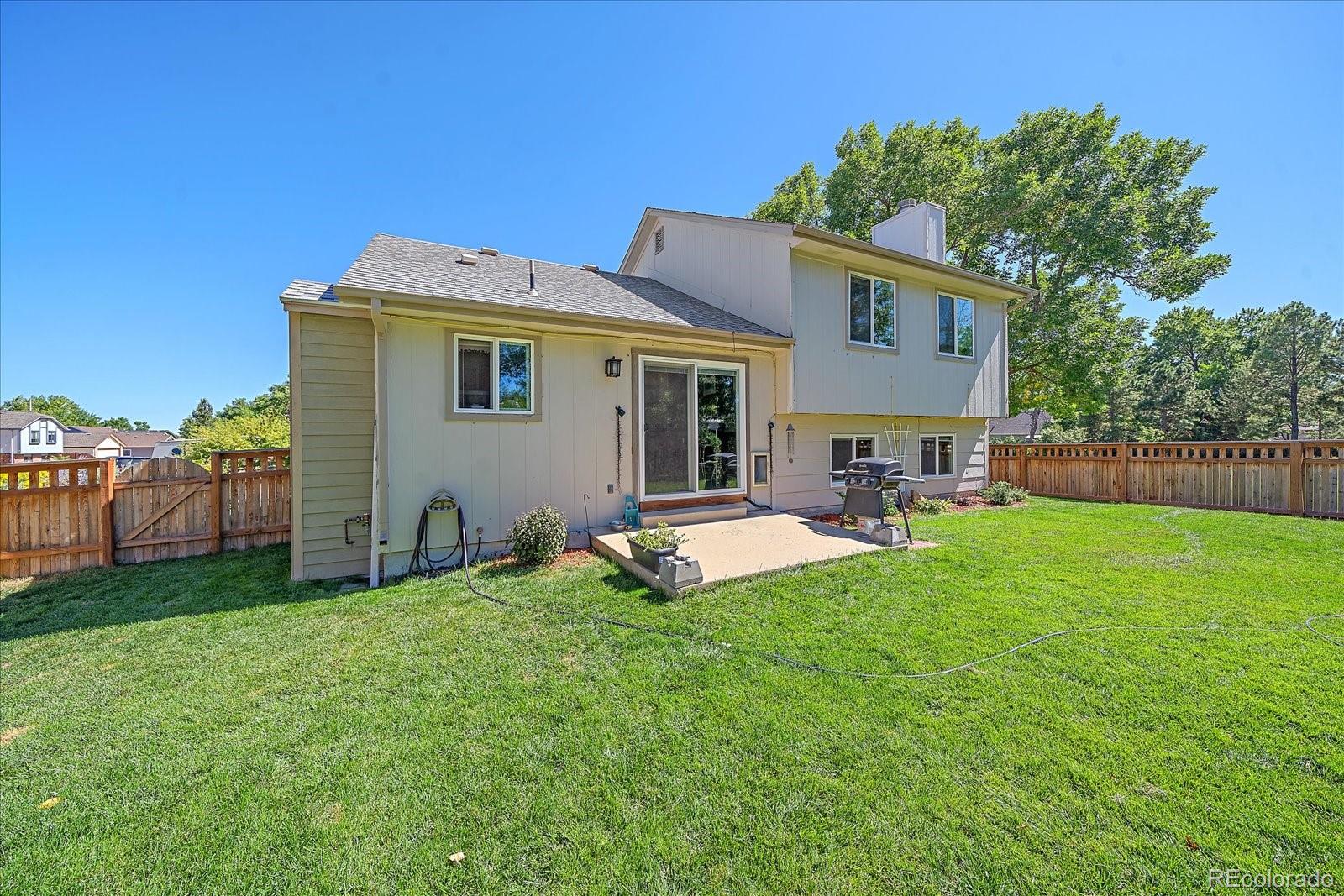 6334 W 68th Circle