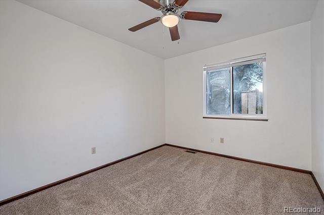 6334 W 68th Circle
