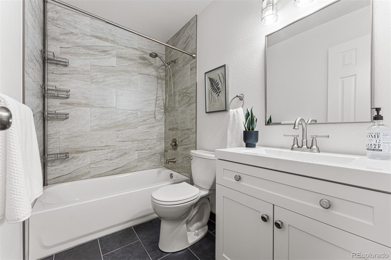 3355 S Flower Street Unit: 133