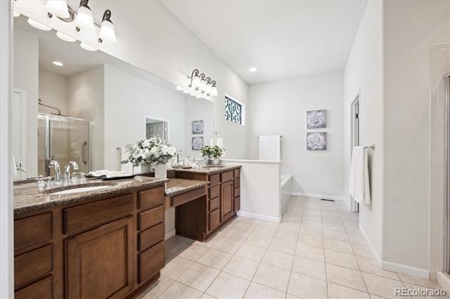 4636 Belford Circle
