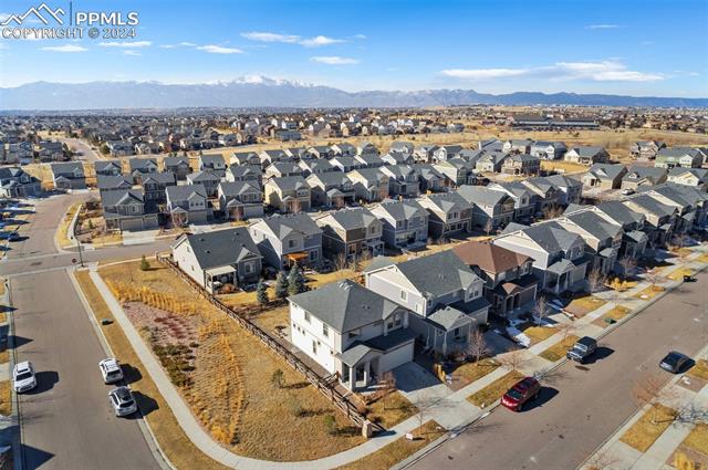 8555 Briar Brush Lane