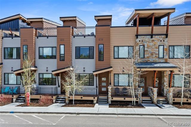 294 Lions Gate Drive