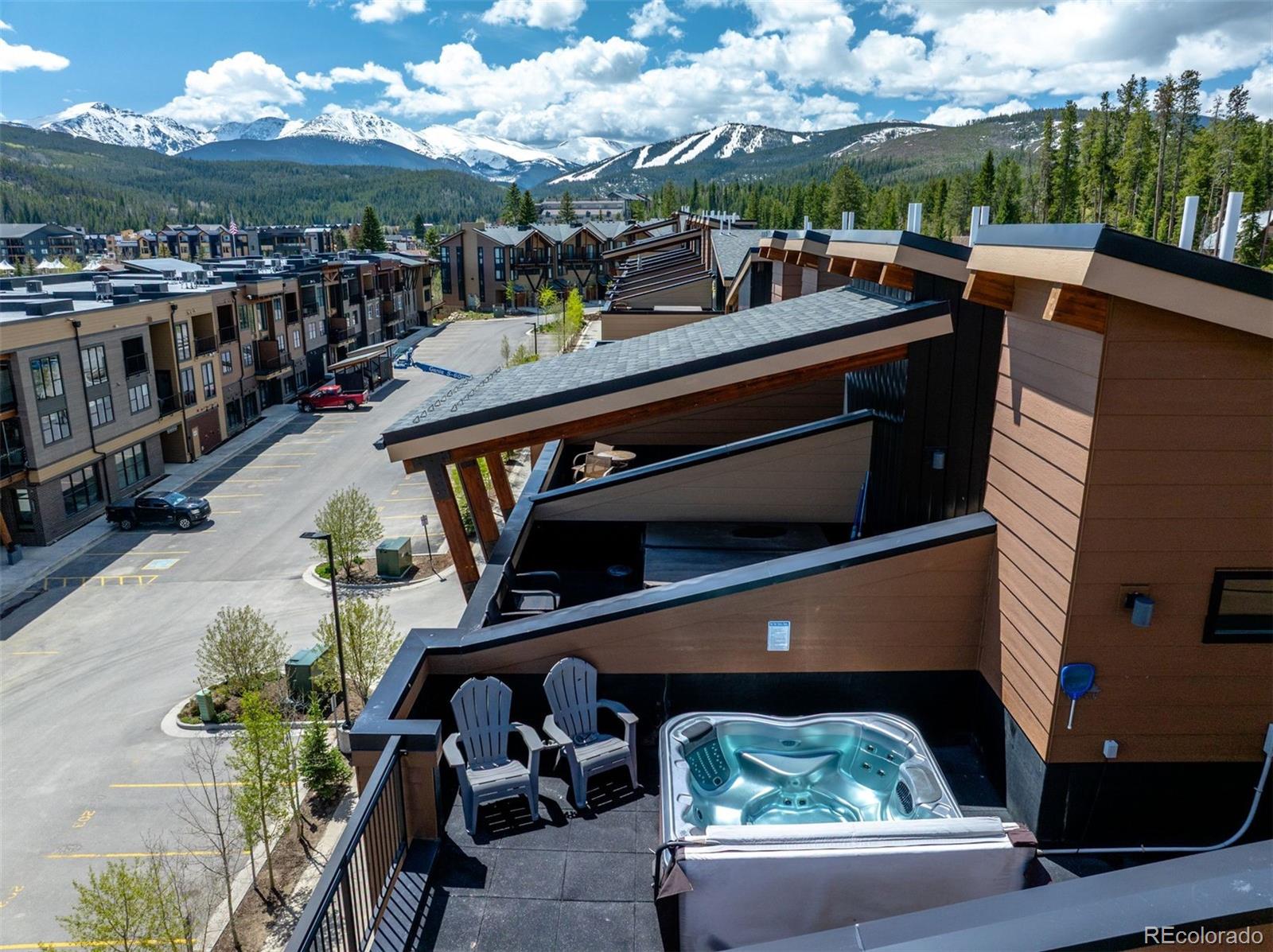 294 Lions Gate Drive