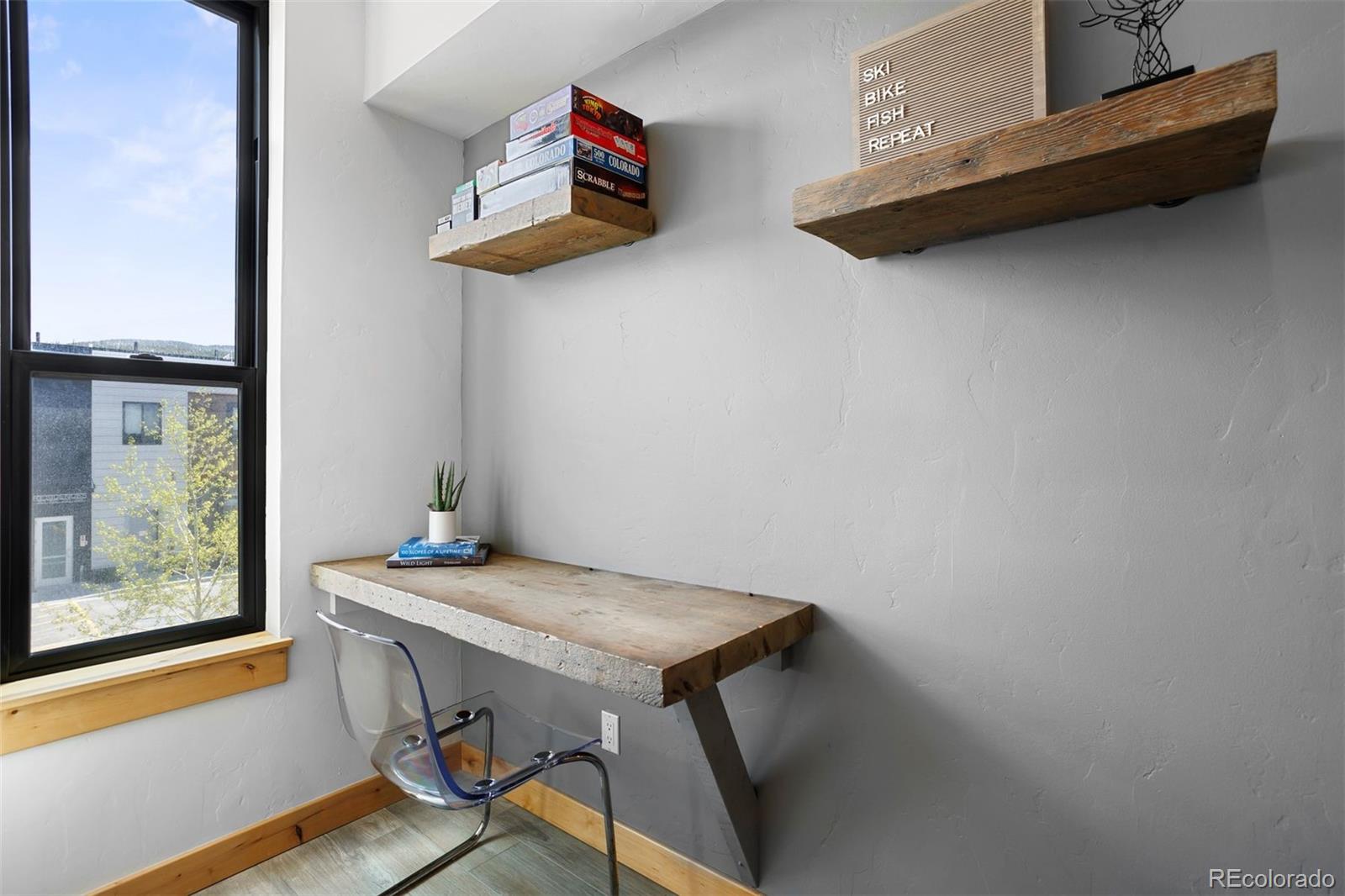 294 Lions Gate Drive