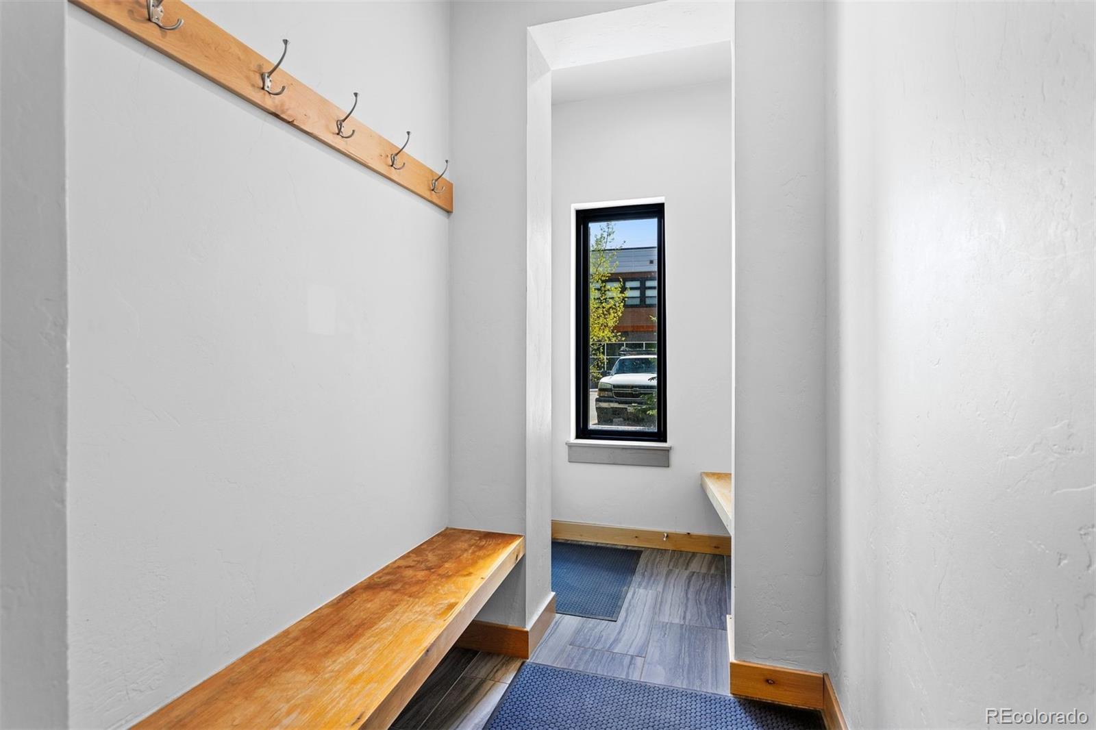 294 Lions Gate Drive