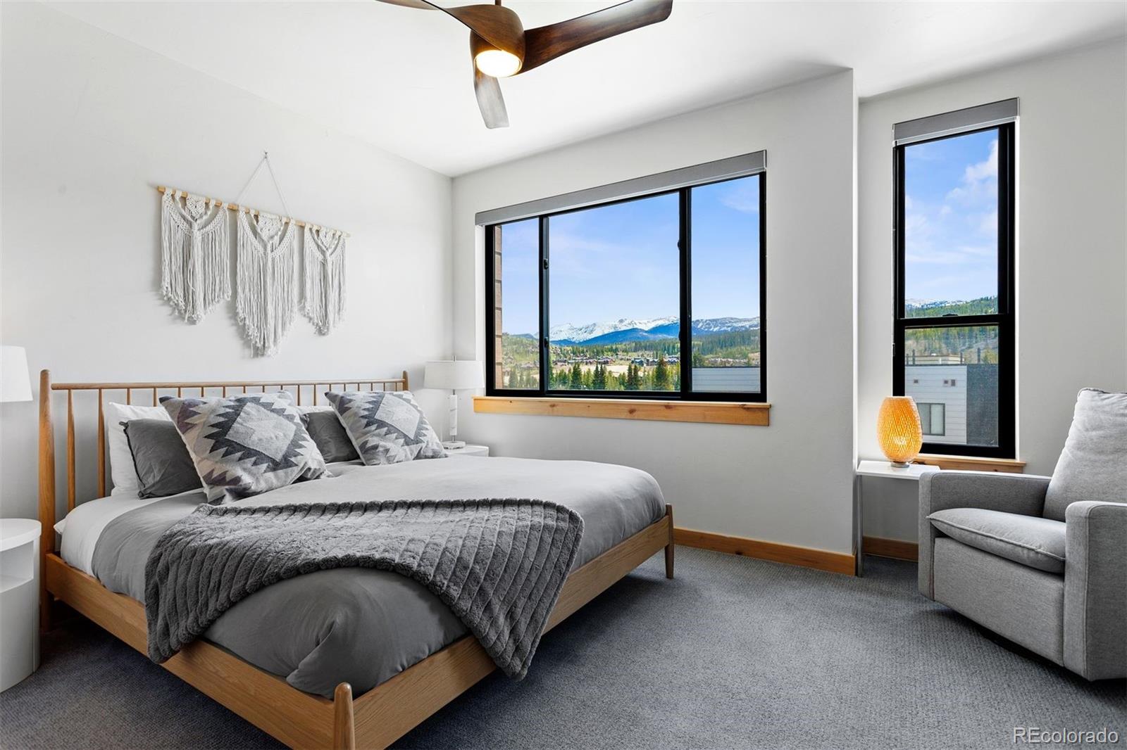 294 Lions Gate Drive