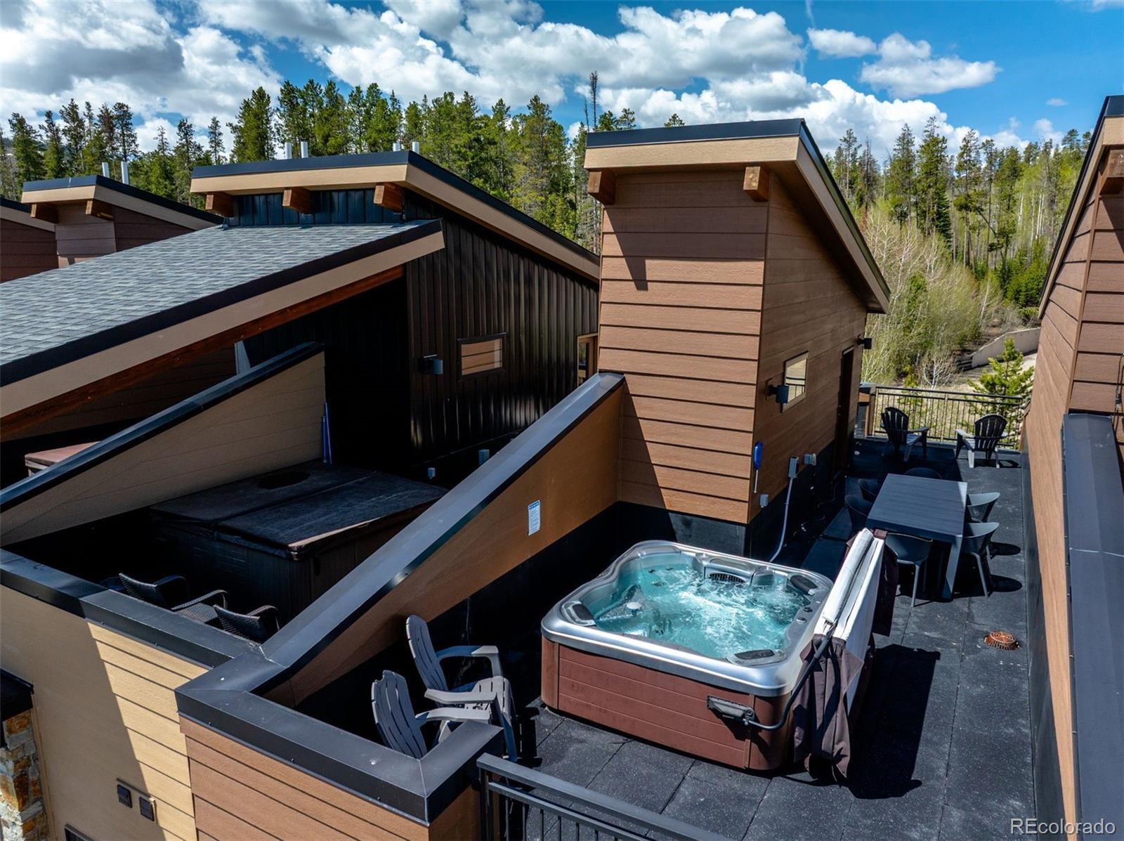 294 Lions Gate Drive