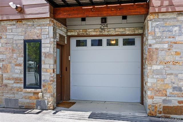 294 Lions Gate Drive