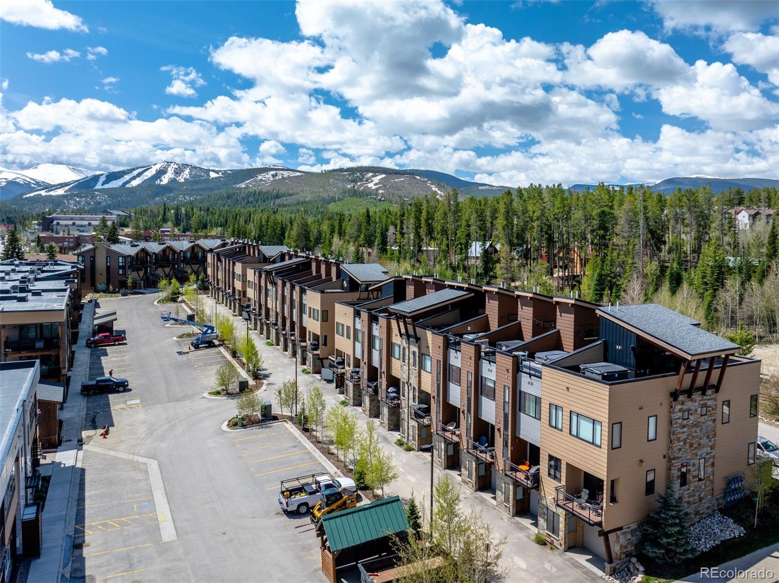 294 Lions Gate Drive