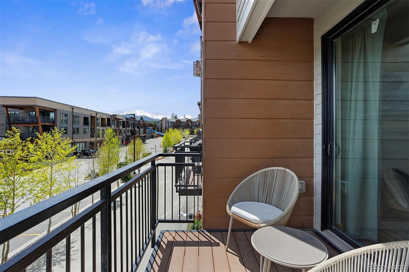 294 Lions Gate Drive