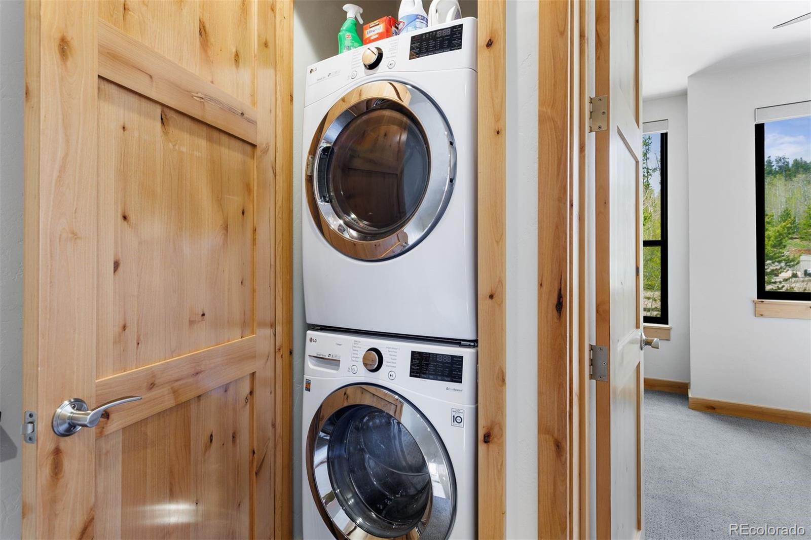 294 Lions Gate Drive