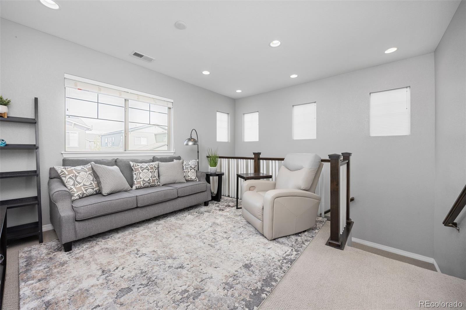 525 Grenville Circle