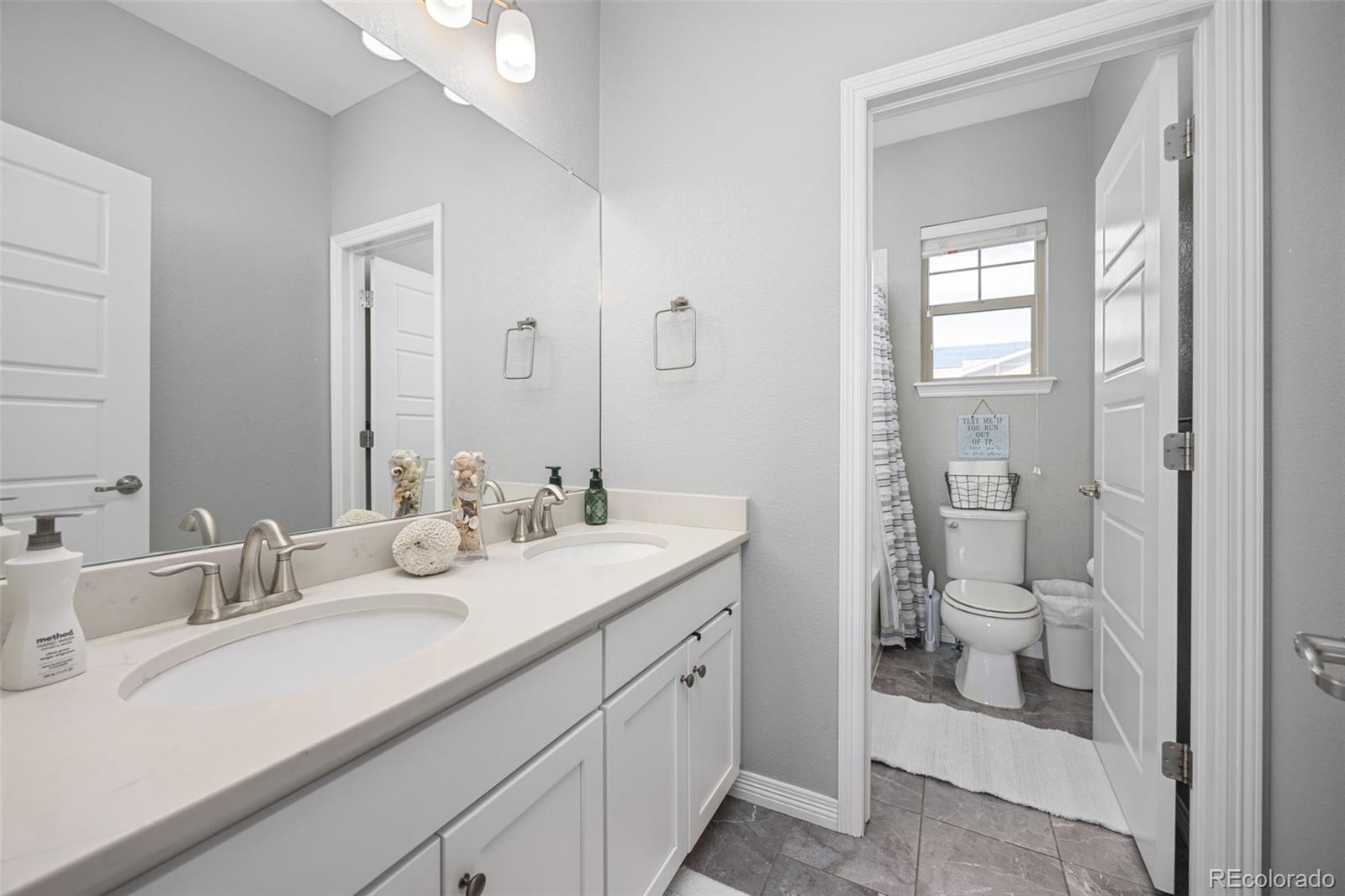 525 Grenville Circle